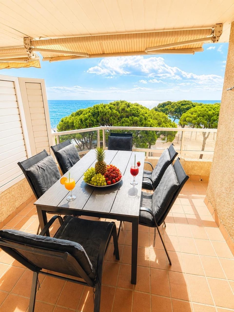 View (from property/room), Balcony/Terrace, Sea view