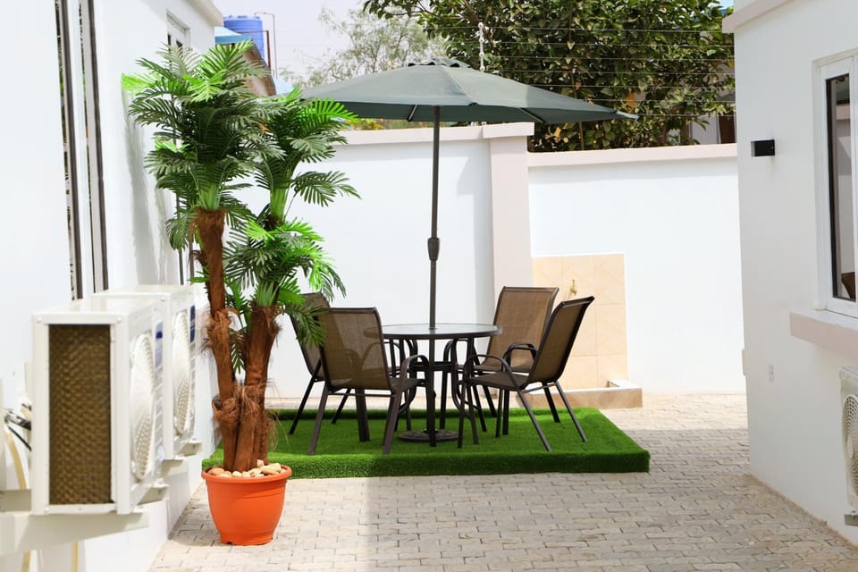 Patio, Seating area