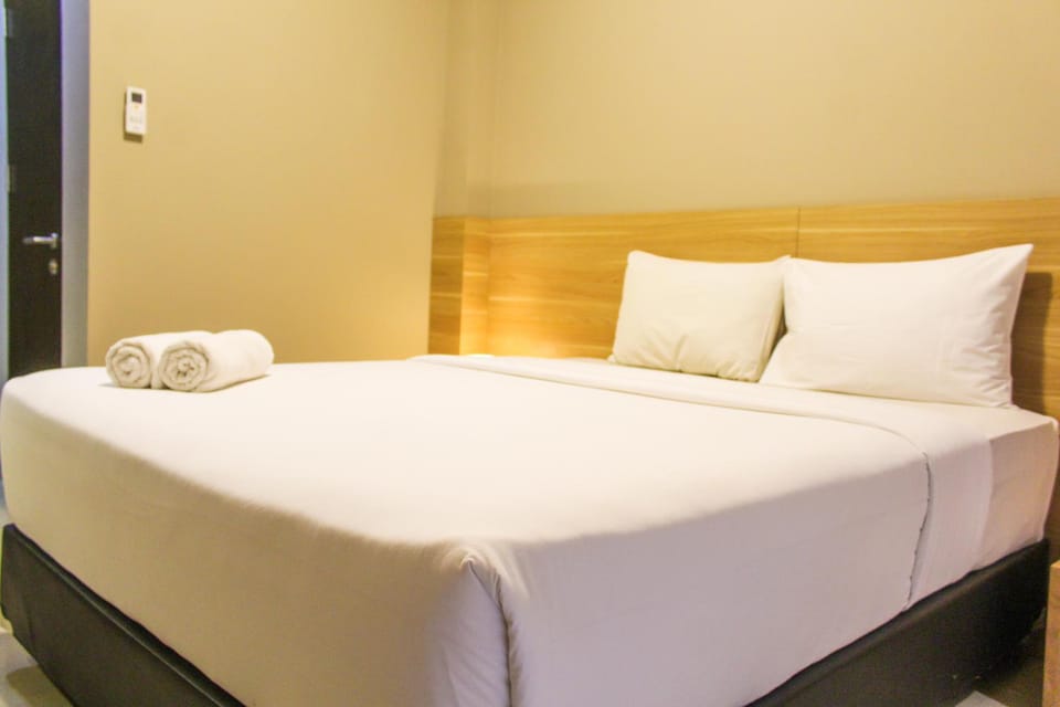 Cozy and Comfortable Studio (No Kitchen) Apartment at Mustika Golf Residence By Travelio Apartment in West Java
