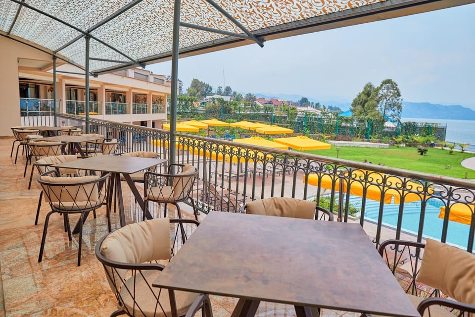Balcony/Terrace, Pool view