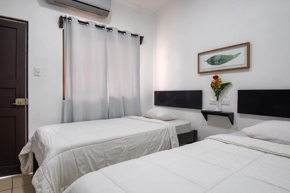 Bed, Bedroom, air conditioner
