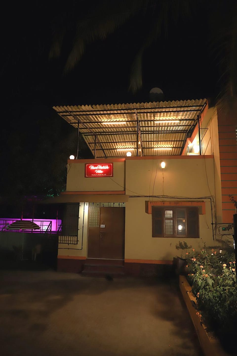 HemHarsh Holiday Home with pool House in Maharashtra