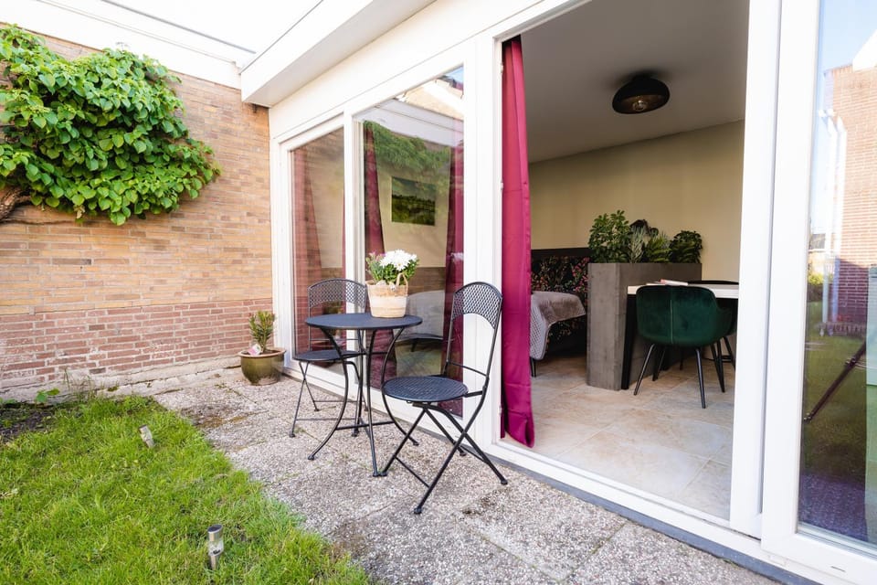 Blommehûs Bed and Breakfast in Friesland, Netherlands