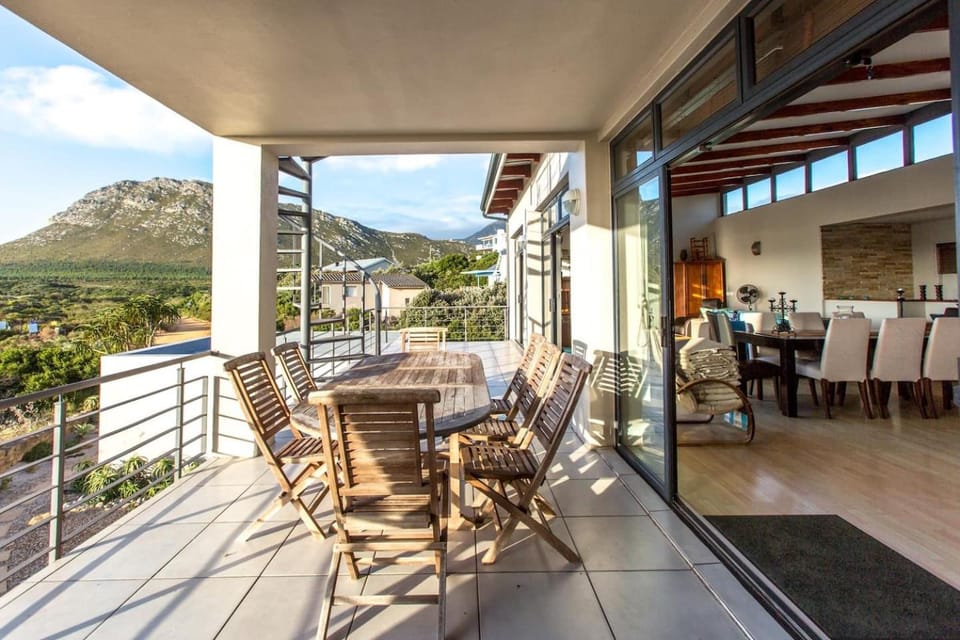 Patio, Balcony/Terrace