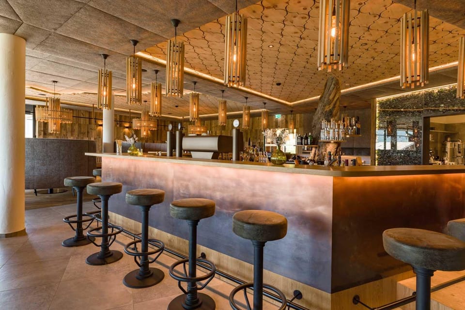 Lounge or bar