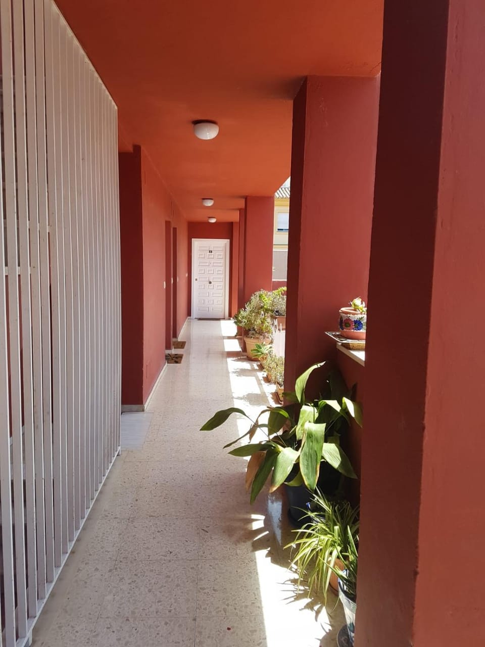 Facade/entrance, Dining area