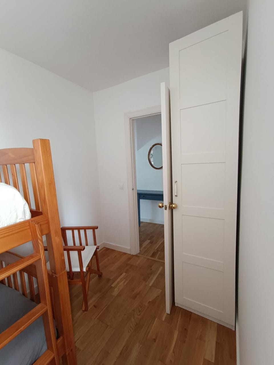 Bedroom, wardrobe