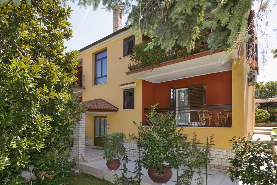Valsabbia Apartment in Poreč