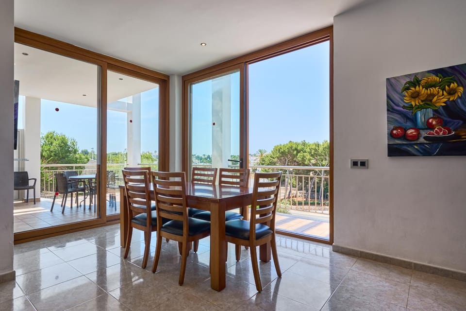 Villa Cala Dia House in Migjorn