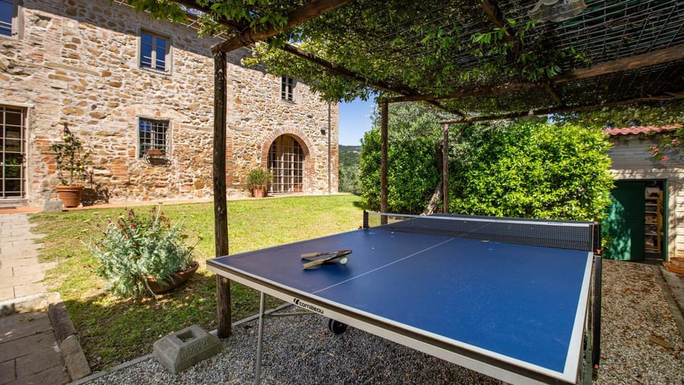 Table tennis
