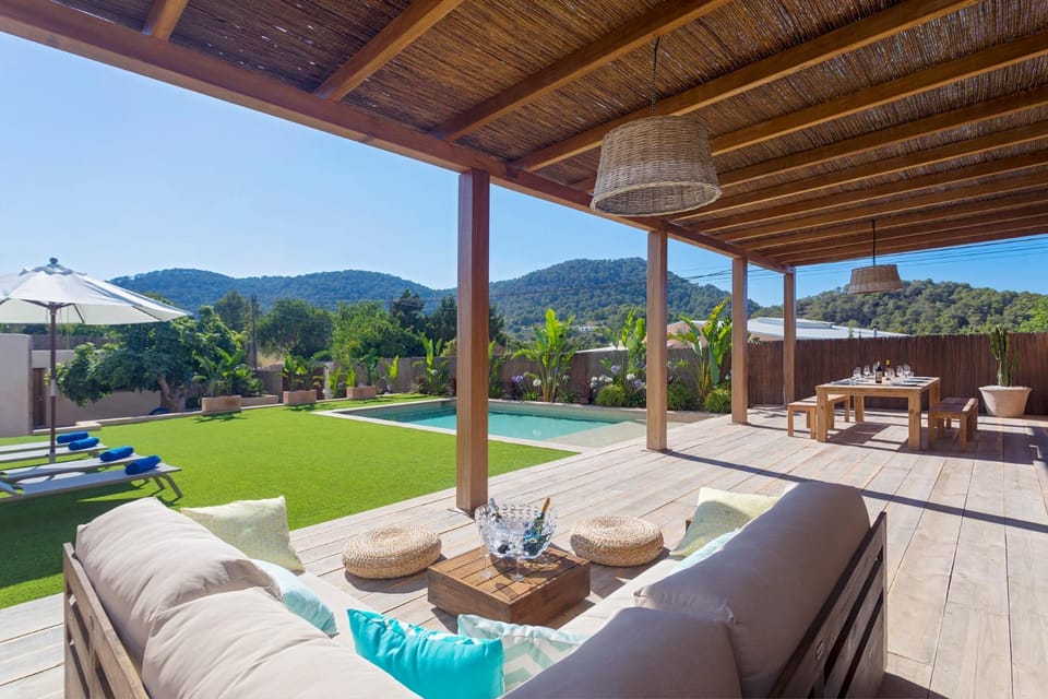 Patio, Garden view
