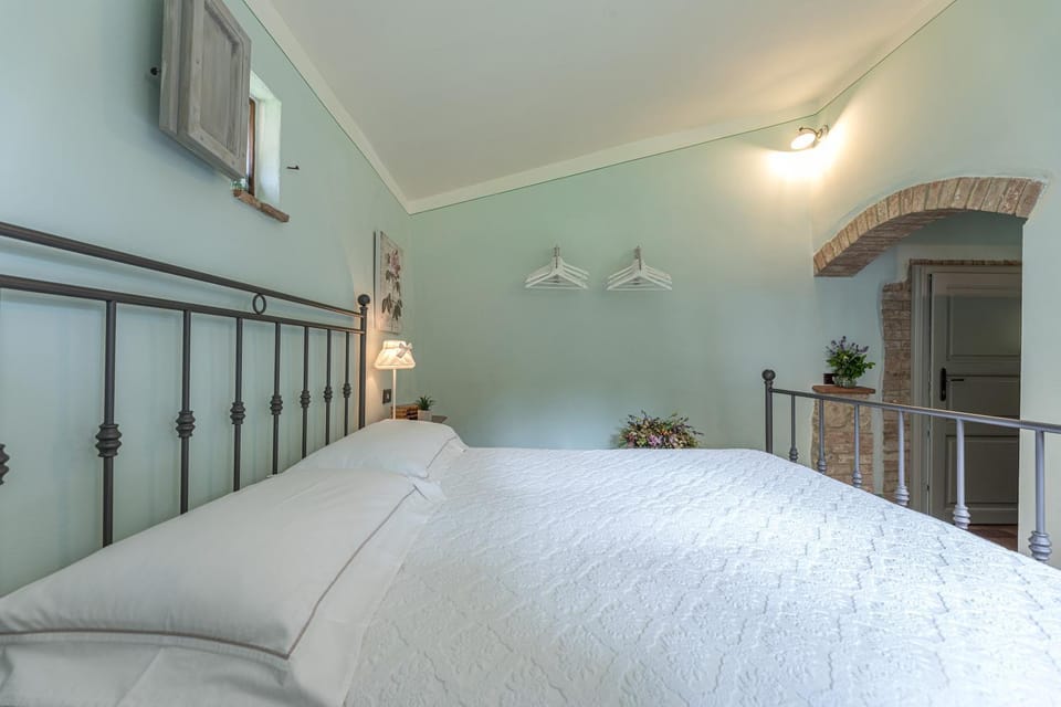 IL MOLINACCIO 14&2, Emma Villas Villa in Tuscany