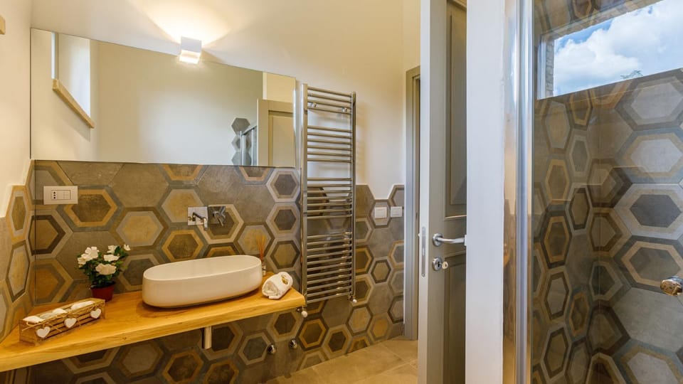 LA FONTE DI SANTA REGINA 8, Emma Villas Villa in Tuscany