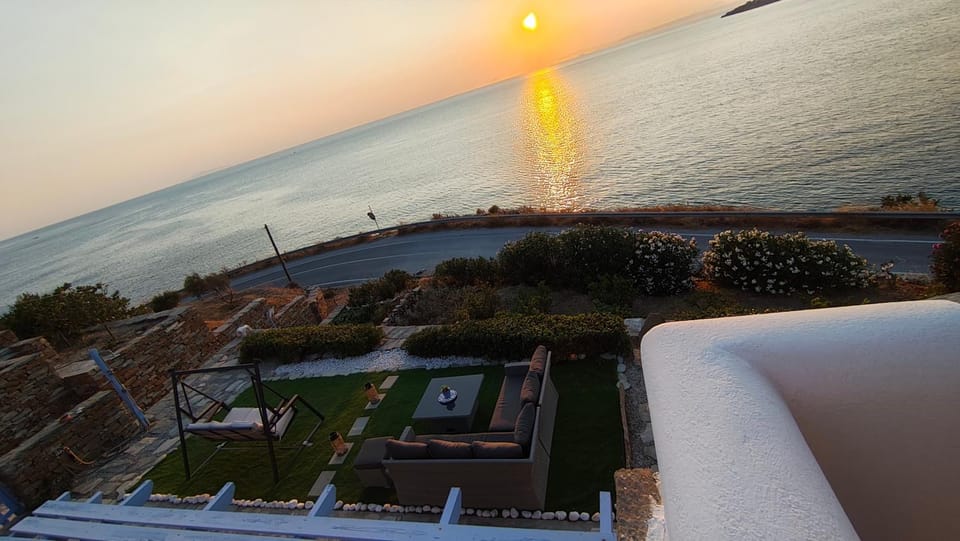 Bird's eye view, Sea view