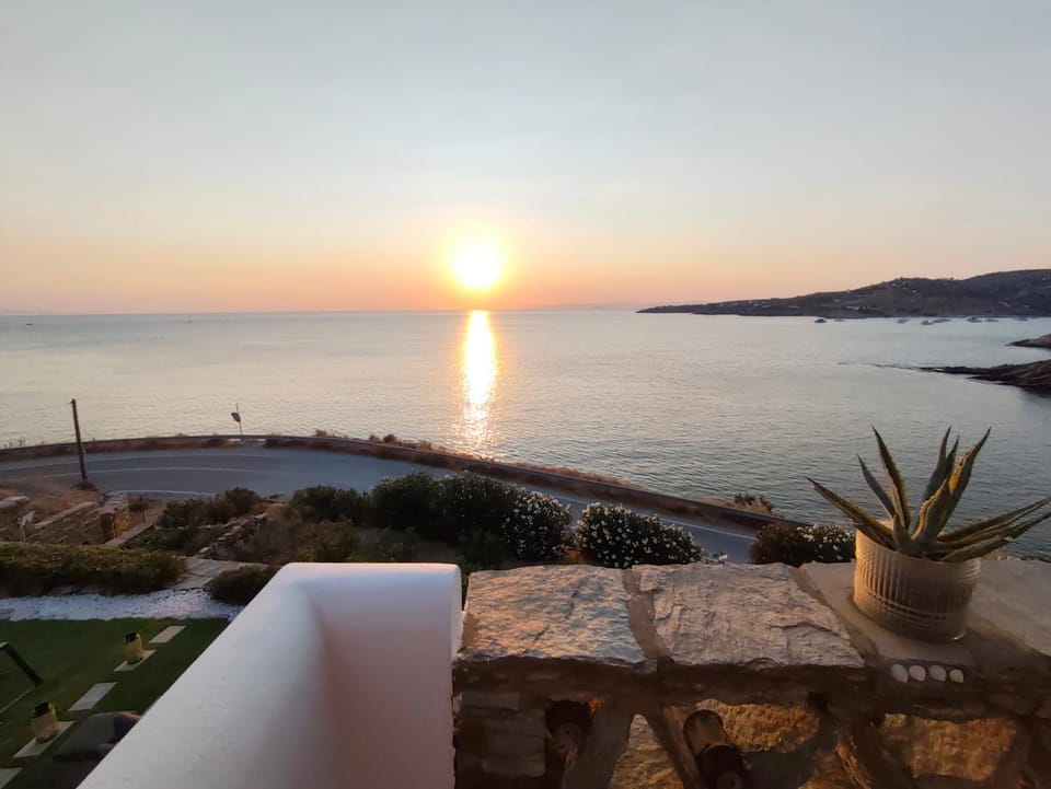 Veranda to Aegean House in Kea-Kythnos
