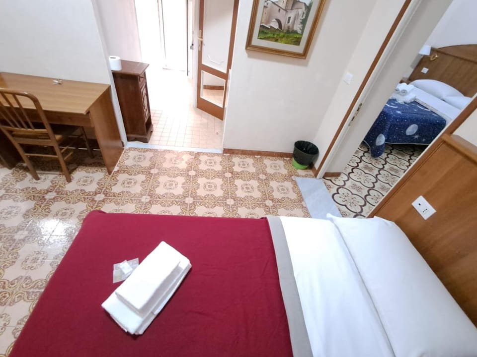 Bed, Photo of the whole room, Bedroom, towels, wardrobe