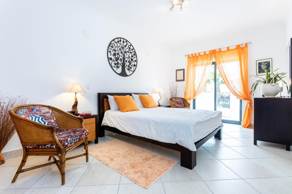 Great 2 bedroom apartment with communal pool Apartment in Lagos