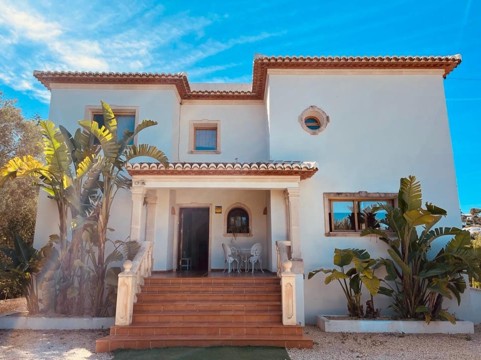 Javea Dream Luxury Villa with Pool, Lounge, BBQ, Airco, Wifi Villa in Marina Alta