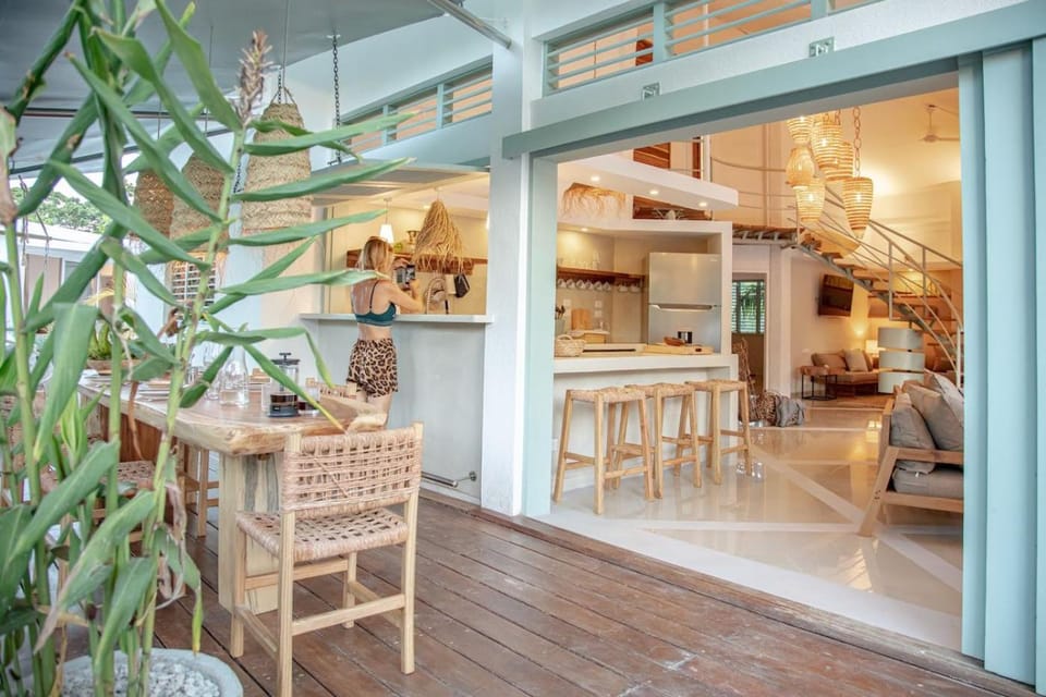 Balcony/Terrace, Dining area