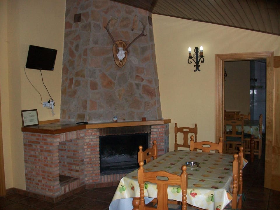 Restaurant/places to eat, Dining area
