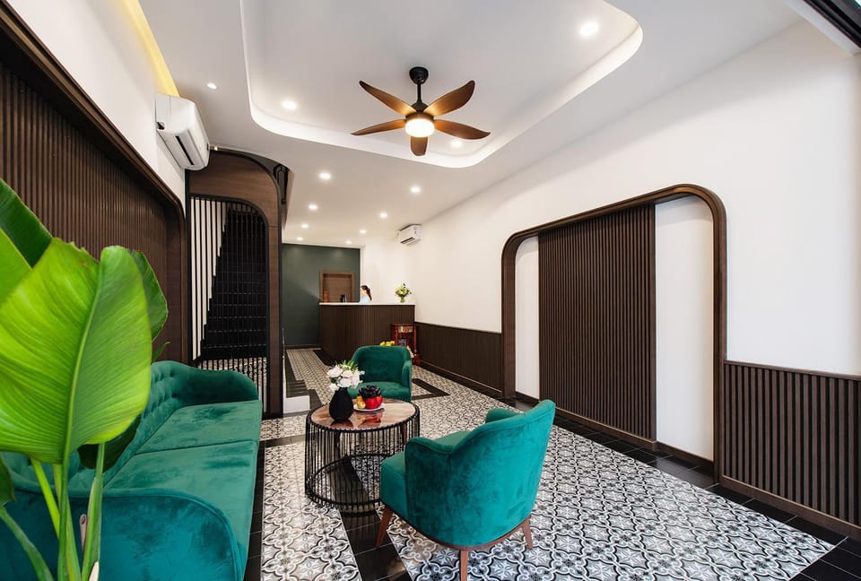 Lounge or bar