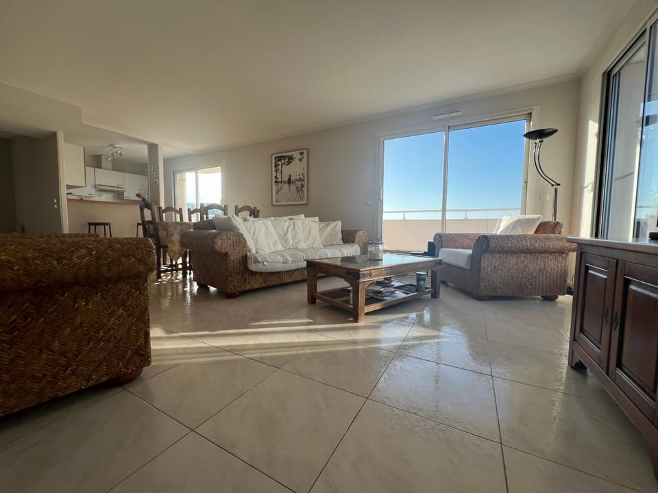 Appartement 6 pers avec terrasse 80 m², hyper centre, plage à 50m, 296 bd de la plage, Arcachon - FR-1-474-148 Apartment in Arcachon