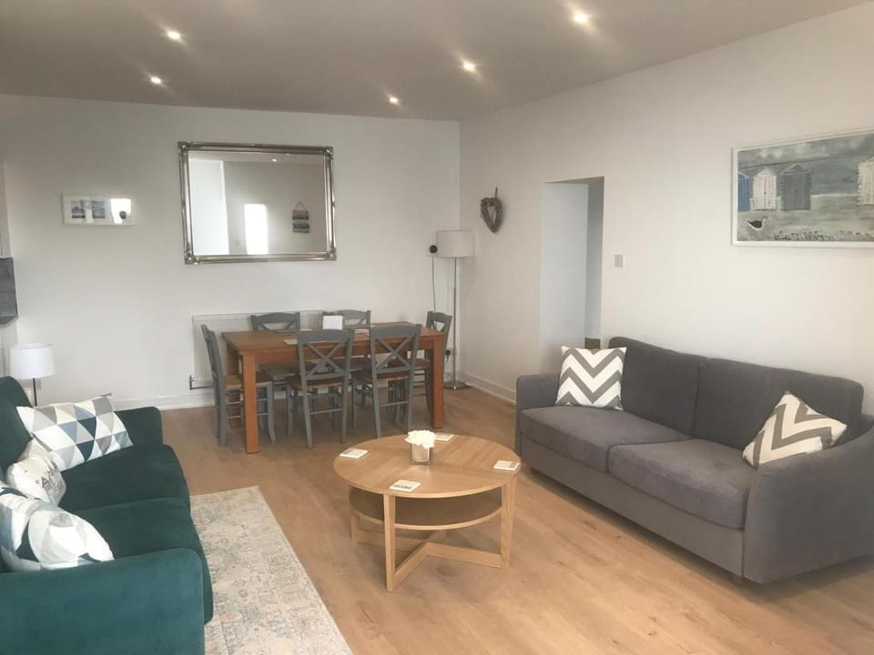 Beachside Mews Apartment in Broadstairs