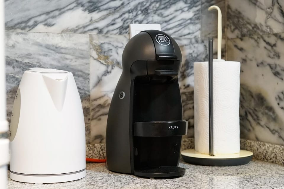 Coffee/tea facilities, Kitchen or kitchenette
