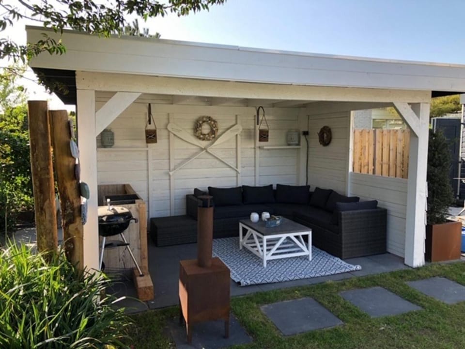 Patio, BBQ facilities, Seating area