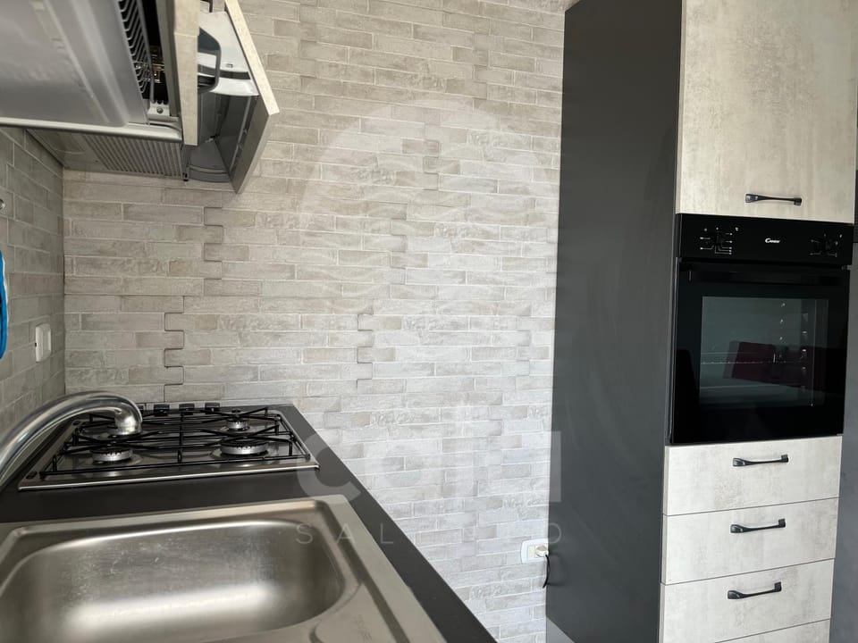 Kitchen or kitchenette, pet friendly, stove