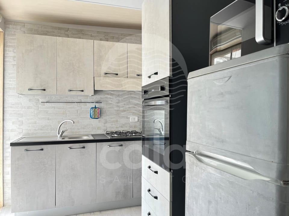 Kitchen or kitchenette, pet friendly, stove