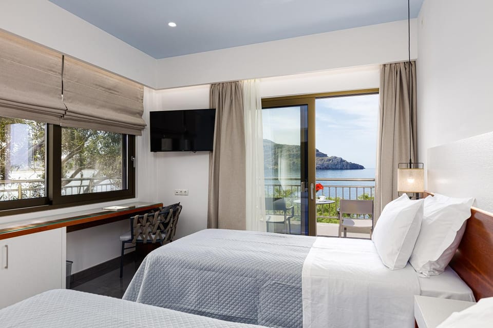 View (from property/room), Photo of the whole room, Bedroom