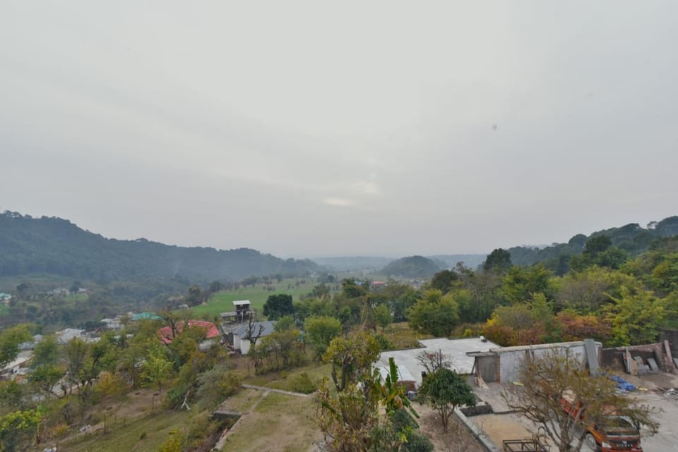 Hotel Pine View # 5 Star Feeling Atithi Devo Bhava # Near Cricket stadium 5 km# VPO, Sudher Dharamshala Hotel in Himachal Pradesh
