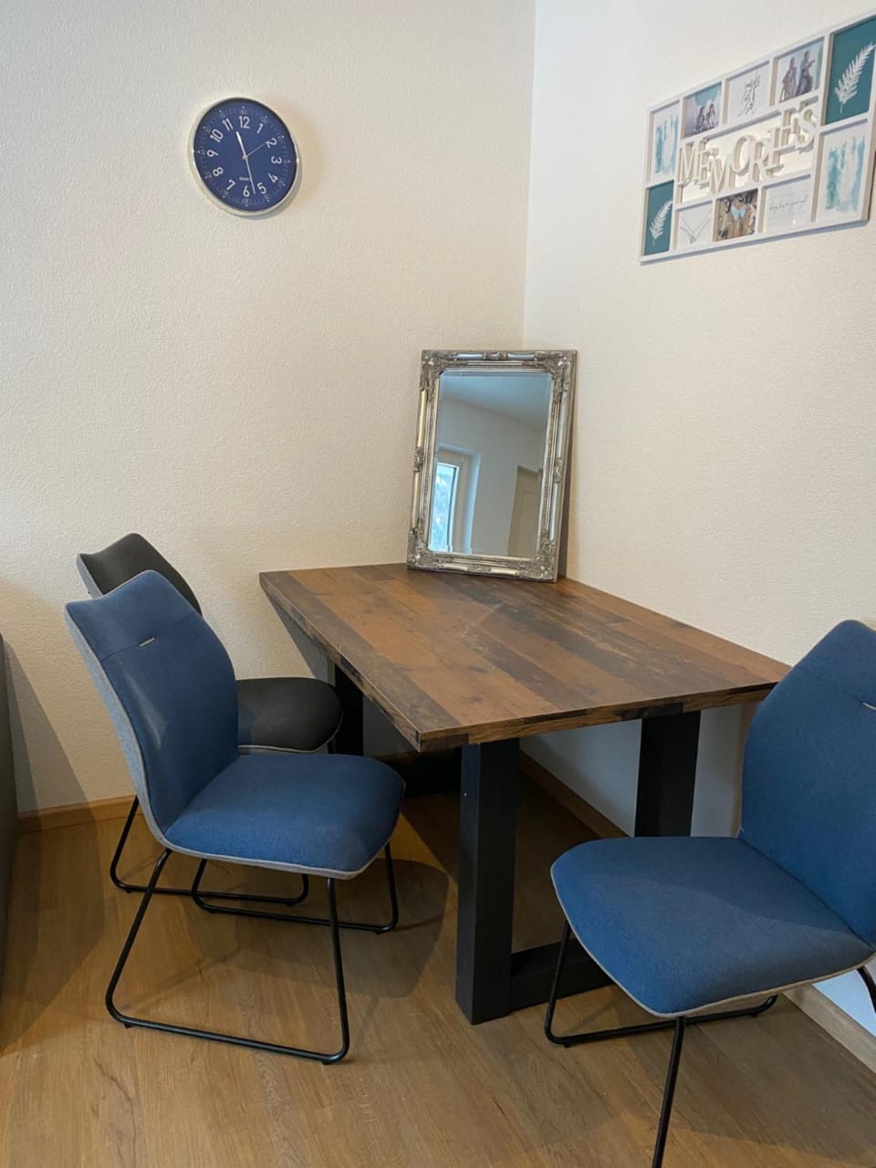 Dining area, Food, Food