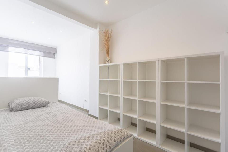 Modern 3 Bedroom Duplex Adeje City Center Wifi House in Adeje