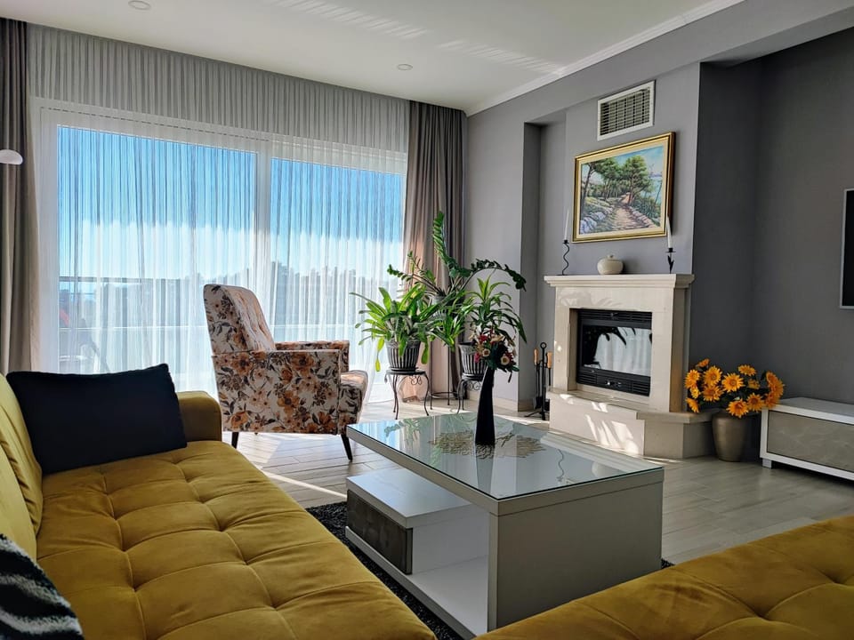 Luxury Apartment Pape Apartment in Makarska