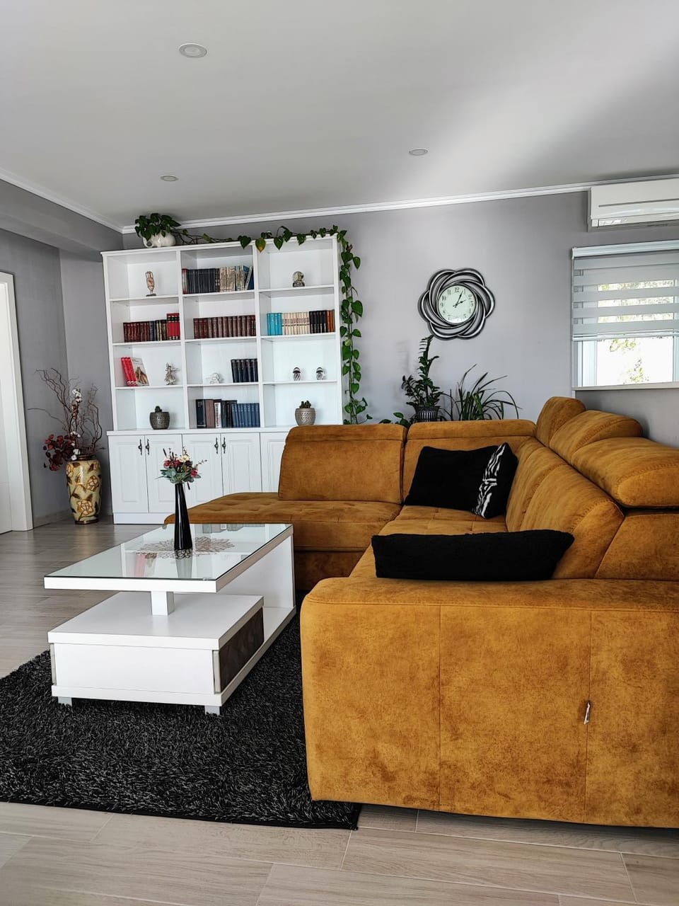 Luxury Apartment Pape Apartment in Makarska