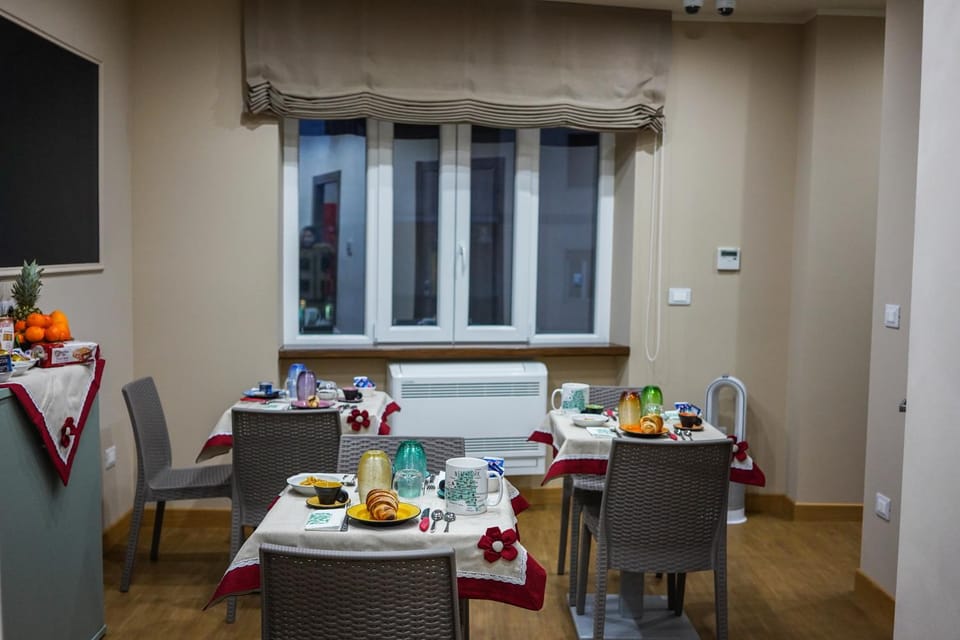 Restaurant/places to eat, Breakfast