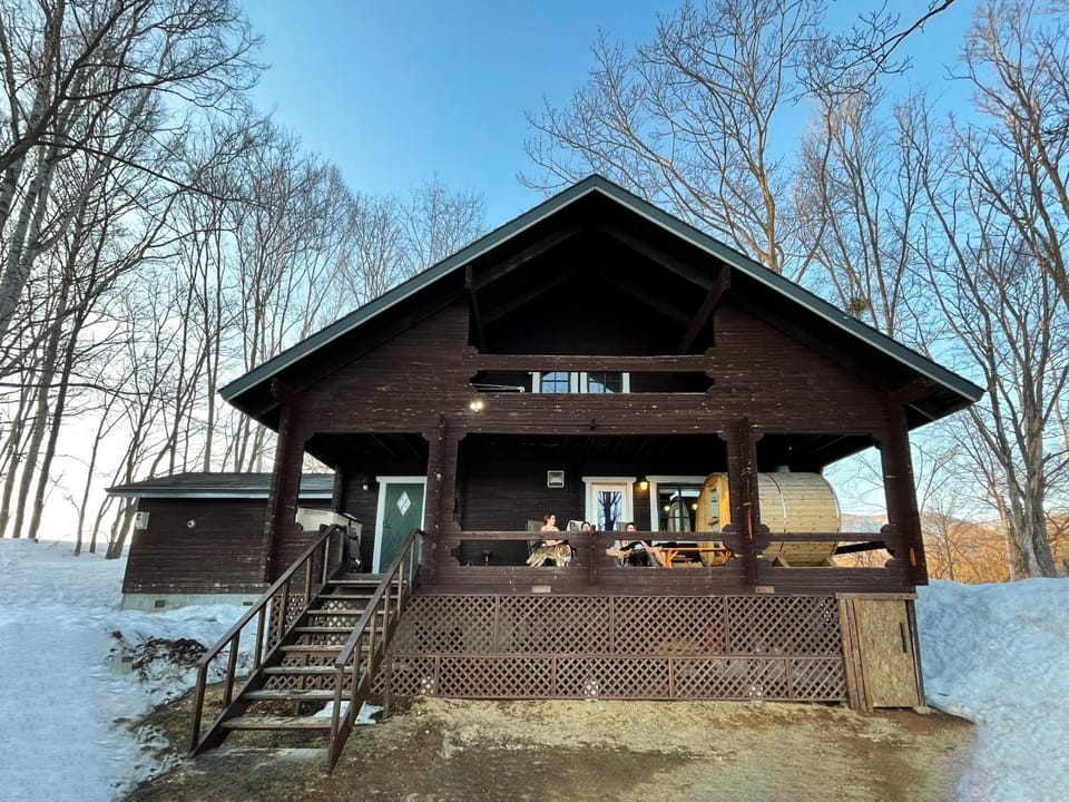 Property building, Day, Winter