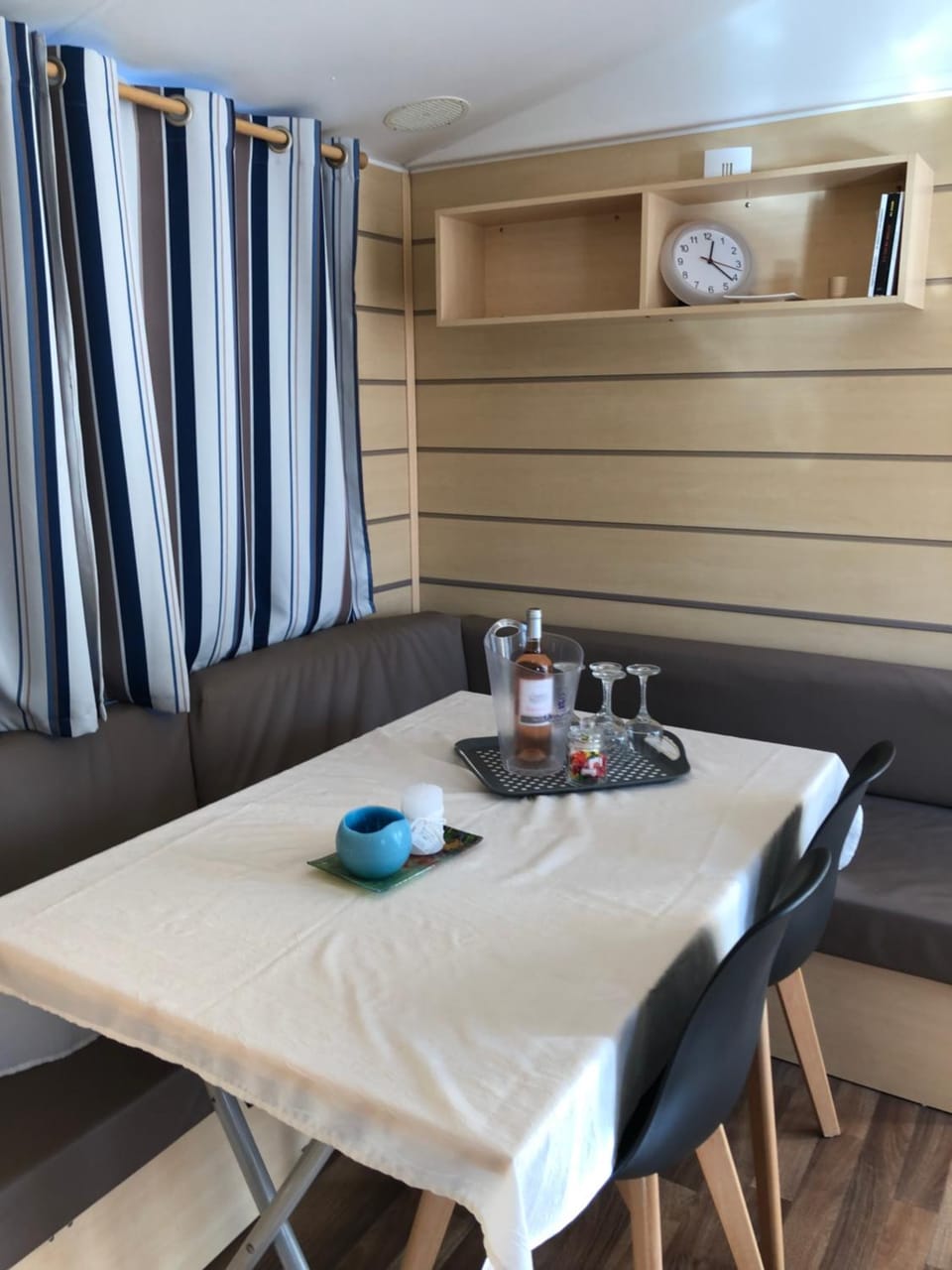 FLAMANTS ROSES 1 pers 6 Campground/ 
RV Resort in Occitanie