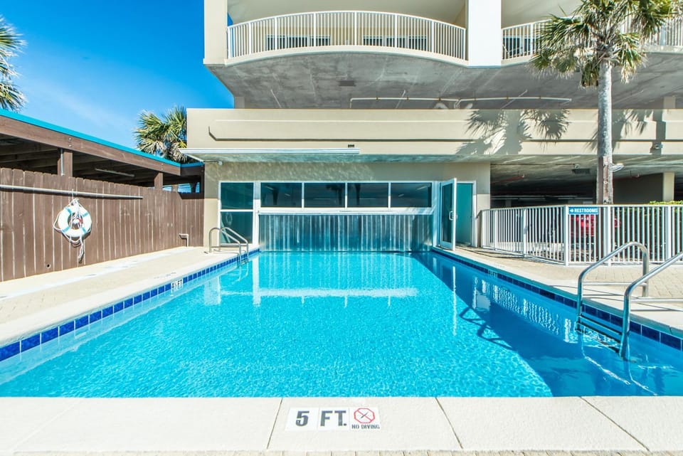 Ocean Villa 405 House in Long Beach