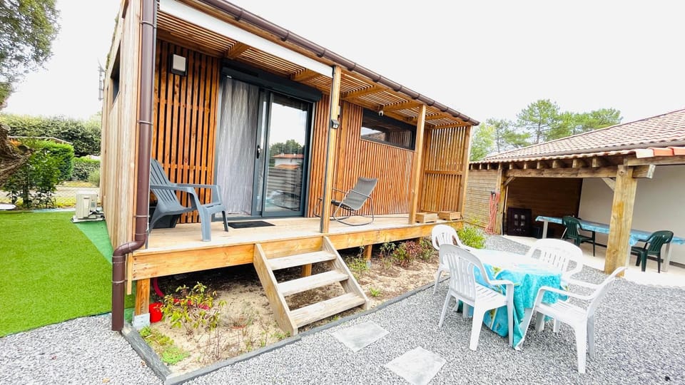Property building, Patio