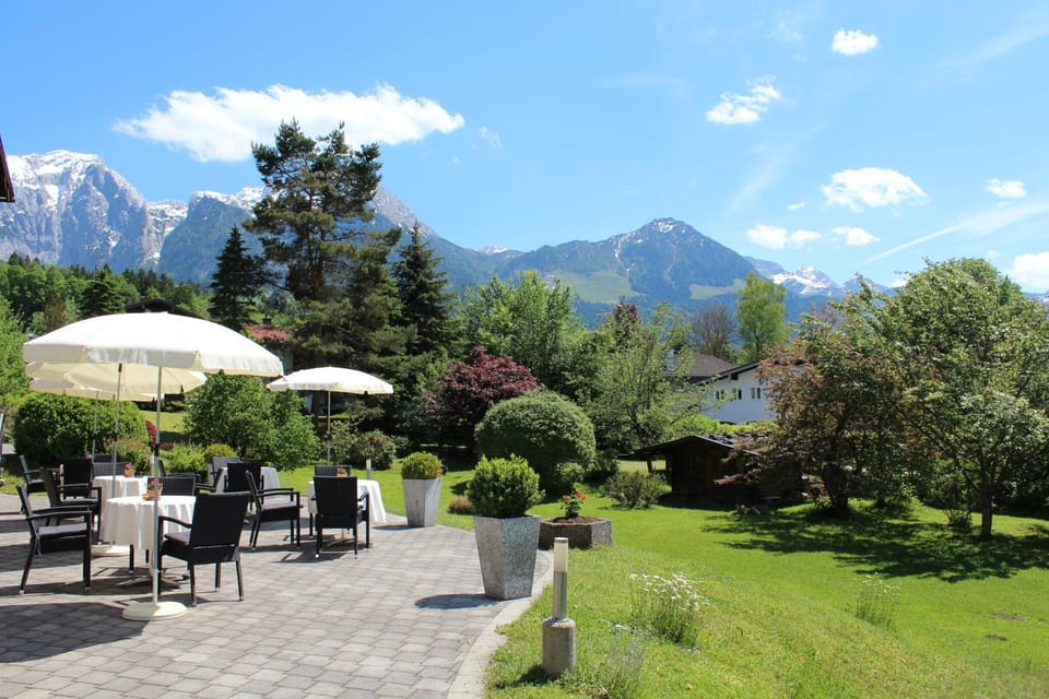 Balcony/Terrace, Mountain view