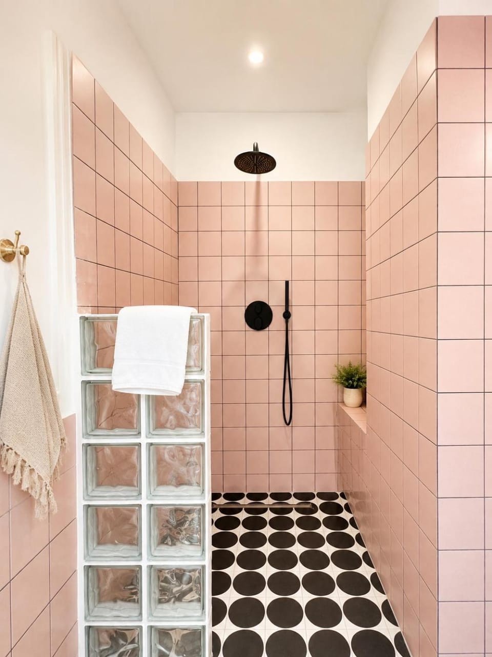 Shower, Bathroom, towels