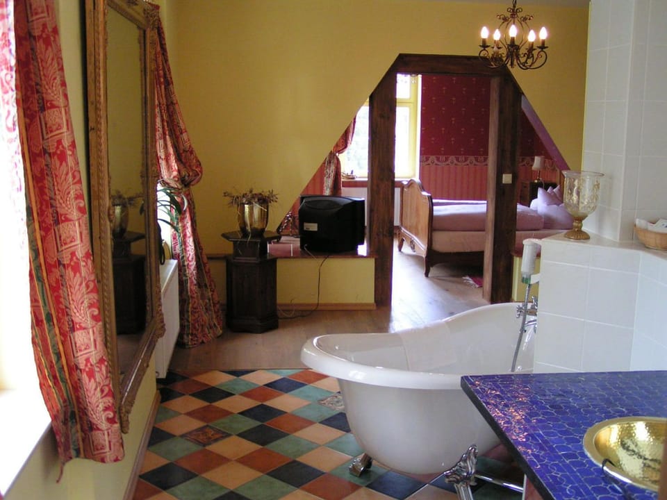 Wein-Hotel Auberge Mistral Bed and Breakfast in Freiberg