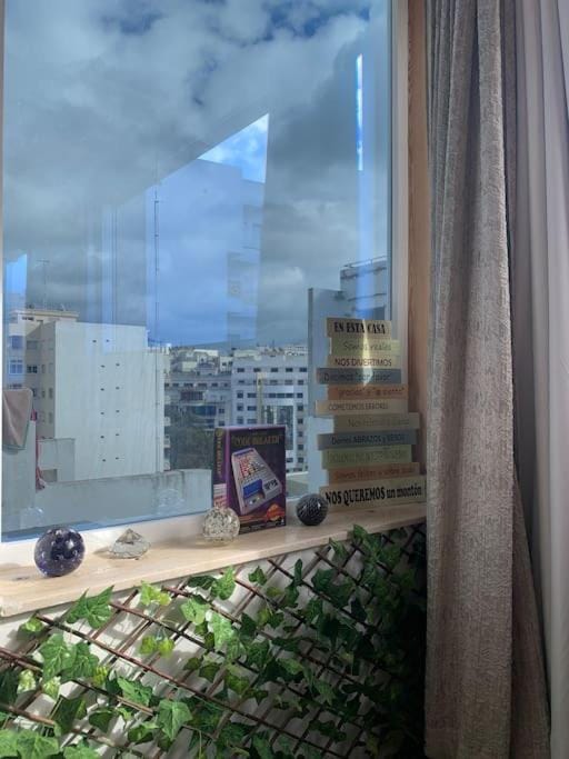 Studio meublé à Tanger, 3mn de la plage à pied. Apartment in Tangier