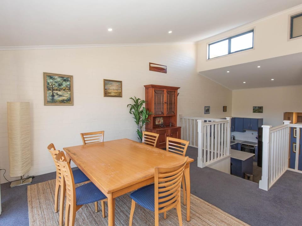 Acacia 4 2 Kirwan Close House in Jindabyne