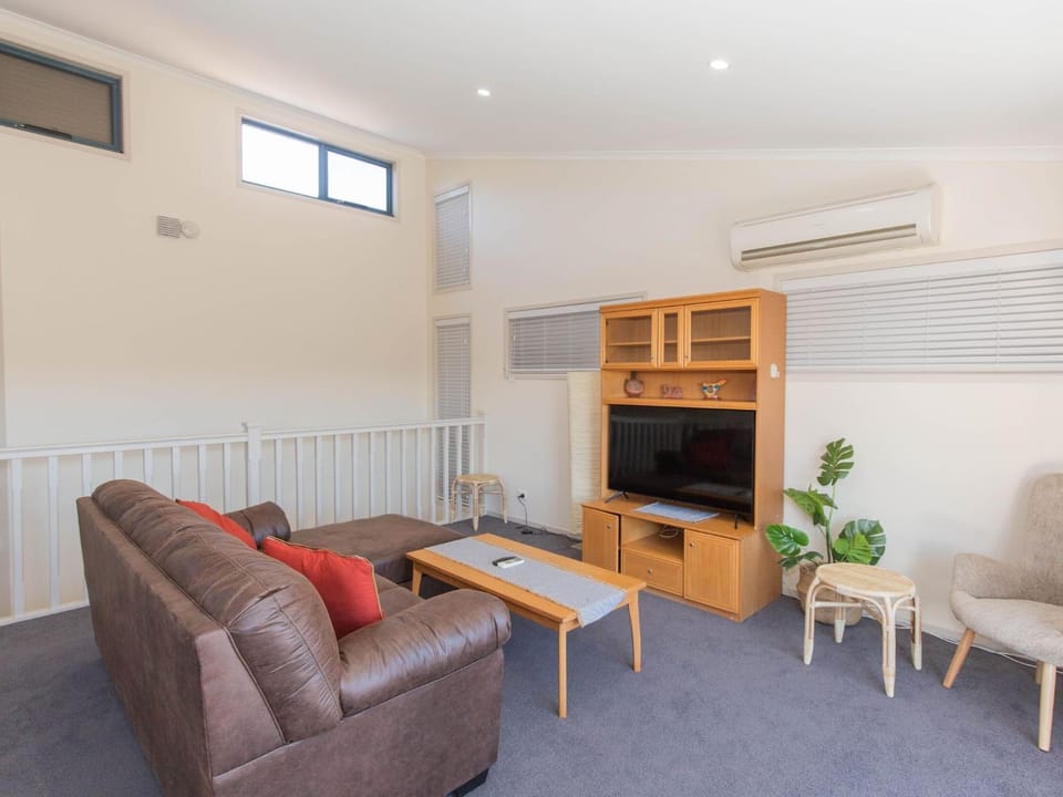 Acacia 4 2 Kirwan Close House in Jindabyne