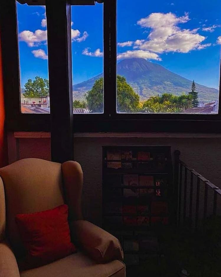 View (from property/room), Seating area, Mountain view, Mountain view