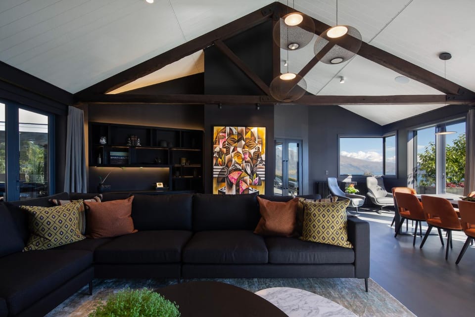 Living room, Seating area